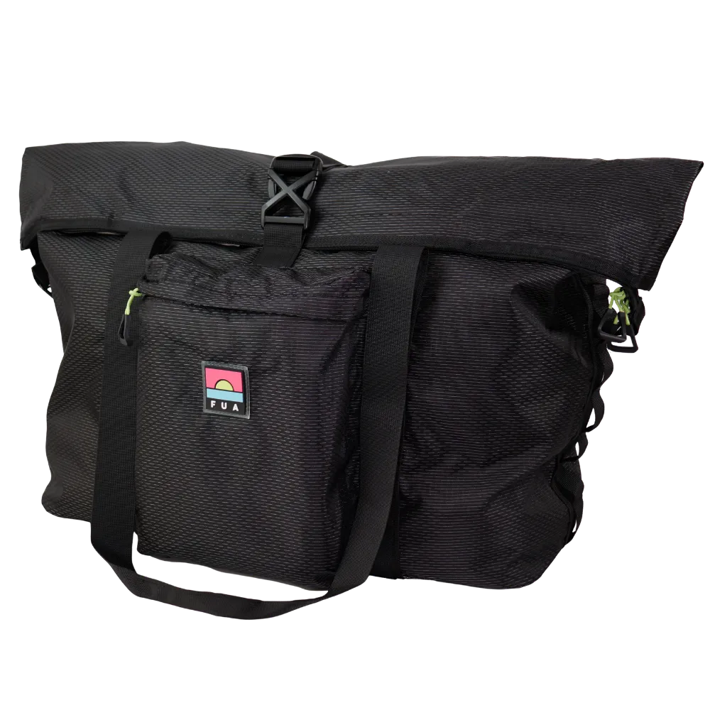 FUA BAG color negra en modo expandido